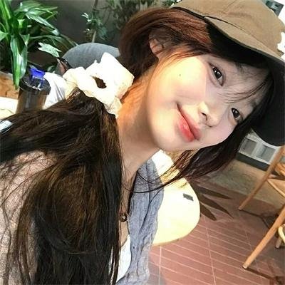 情谜睡美人封面